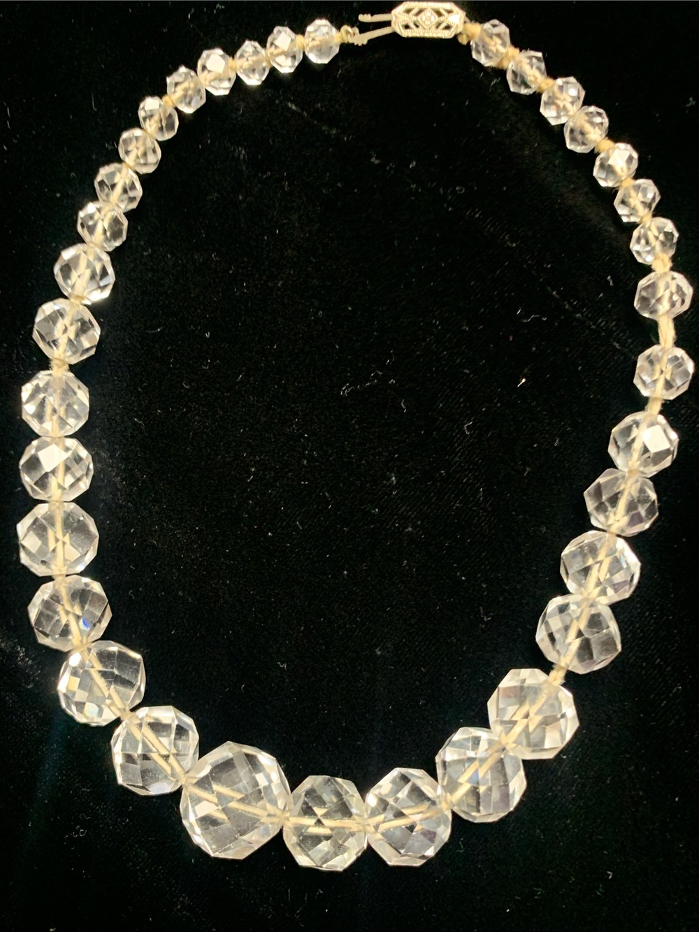 Vintage 60s Clear Graduated Faceted Glass Bead Choker Necklace